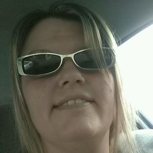 Meet your Posher, Jessica m.